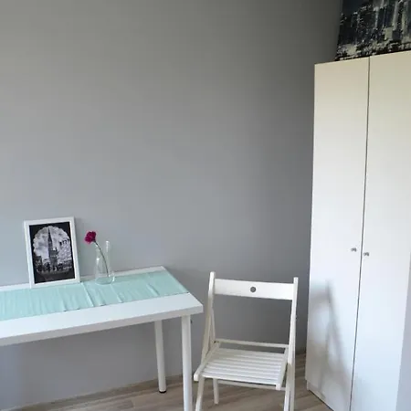 Na Rogu - Pokoje Goscinne