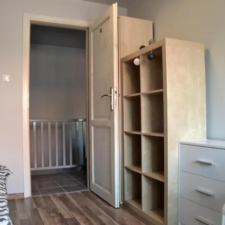 Kwatera prywatna Na Rogu - Pokoje Gościnne